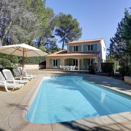 villa 8 pers, climatisée, piscine chauffée, un havre de paix sous les pins parasols Roquebrune-sur Argens Extérieur photo